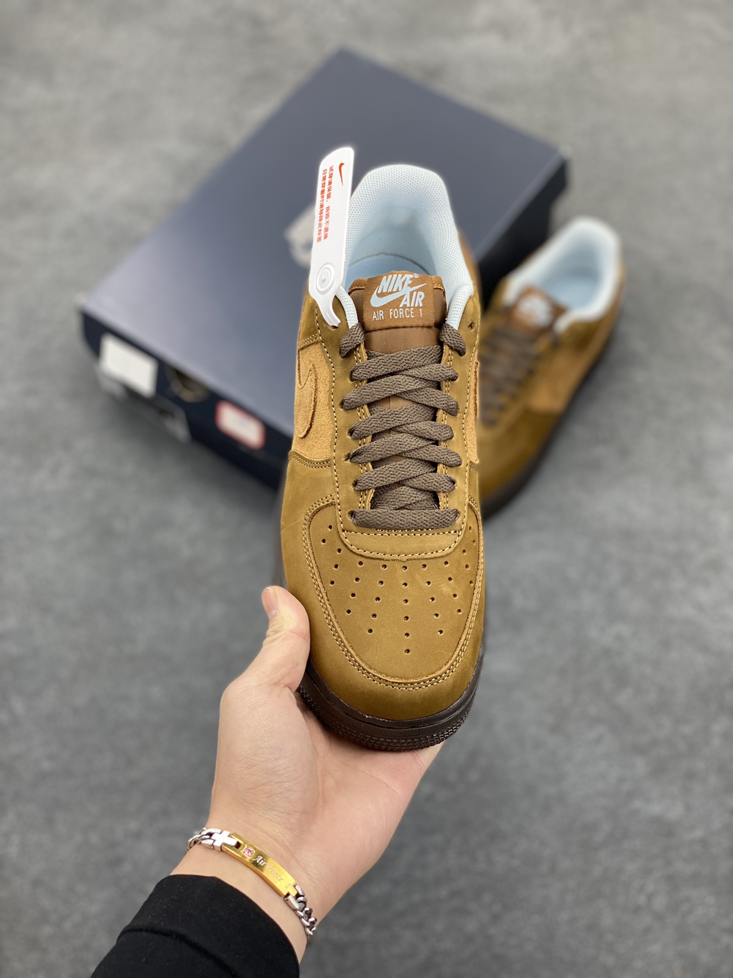 图片[2]-Air Force 1\’ 07 棕褐 原楦头原纸板 打造纯正空军版型 专注外贸渠道 全掌内置蜂窝气垫 #原盒配件 原厂中底钢印、拉帮完美 货号：IB4617-222 尺码：35.5 36 36.5 37.5 38 38.5 39 40 40.5 41 42 42.5 43 44 44.5 45-选品中心