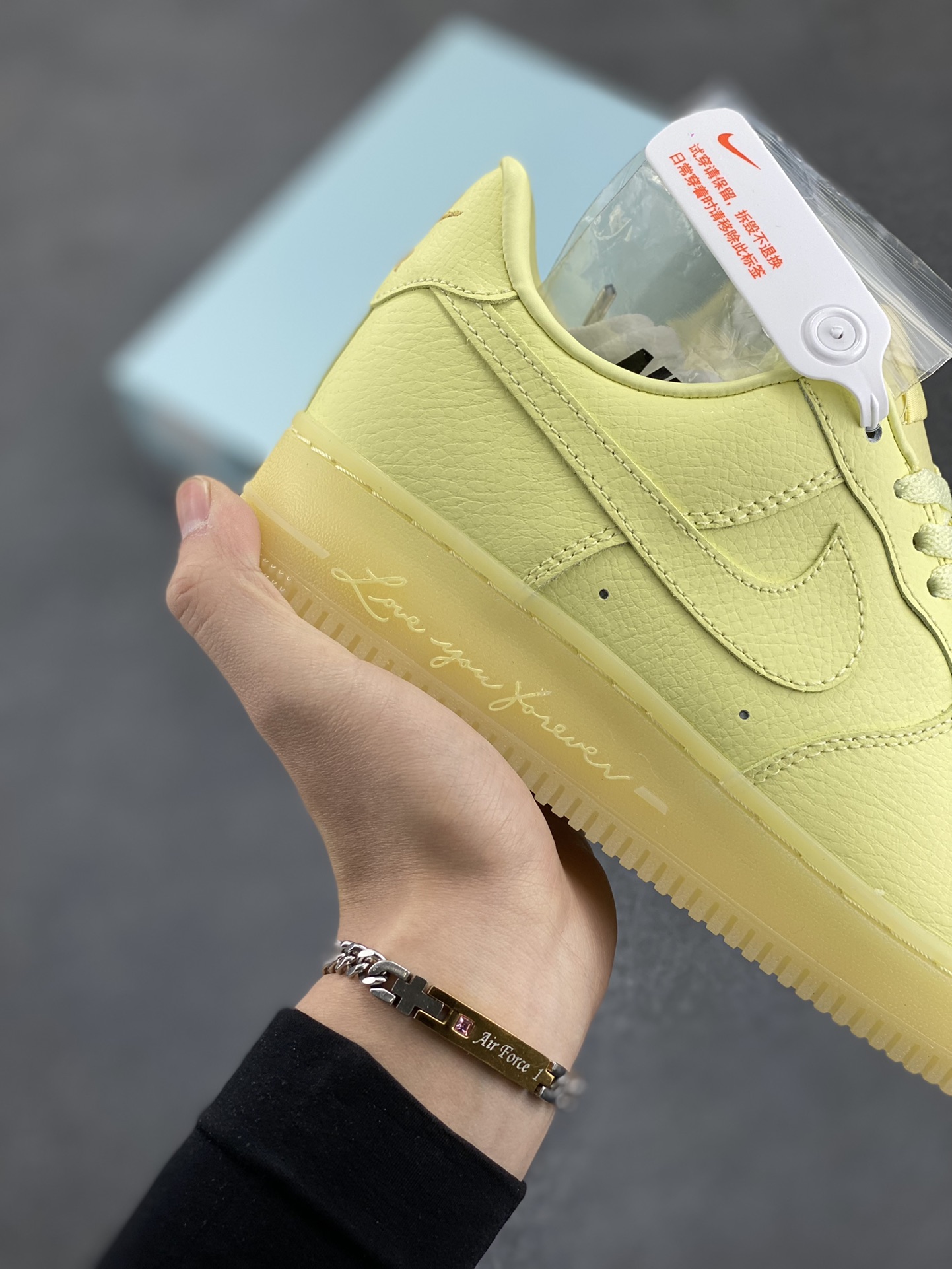 图片[6]-Nike Air Force 1 07 low空军一号 荔枝纹水晶 板鞋 原楦头原纸板 打造纯正空军版型#专注外贸渠道 全掌内置蜂窝气垫 #原盒配件 原厂中底钢印、拉帮完美 货号：CZ8065-800 尺码：36 36.5 37.5 38 38.5 39 40 40.5 41 42 42.5 43 44 44.5 45-选品中心