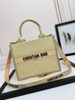 绣 刺 𝐓𝐨𝐭𝐞 Broderie Cowhide Abricot D Abricot Edge 1 绣 刺 𝐓𝐨𝐭𝐞 Broderie Cowhide Abricot D Abricot Edge