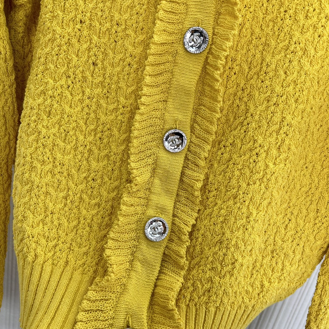 Elegant French Style Knitted Cardigan with Lace Trim - Chic & Versatile 6 i1737088815 1236 4