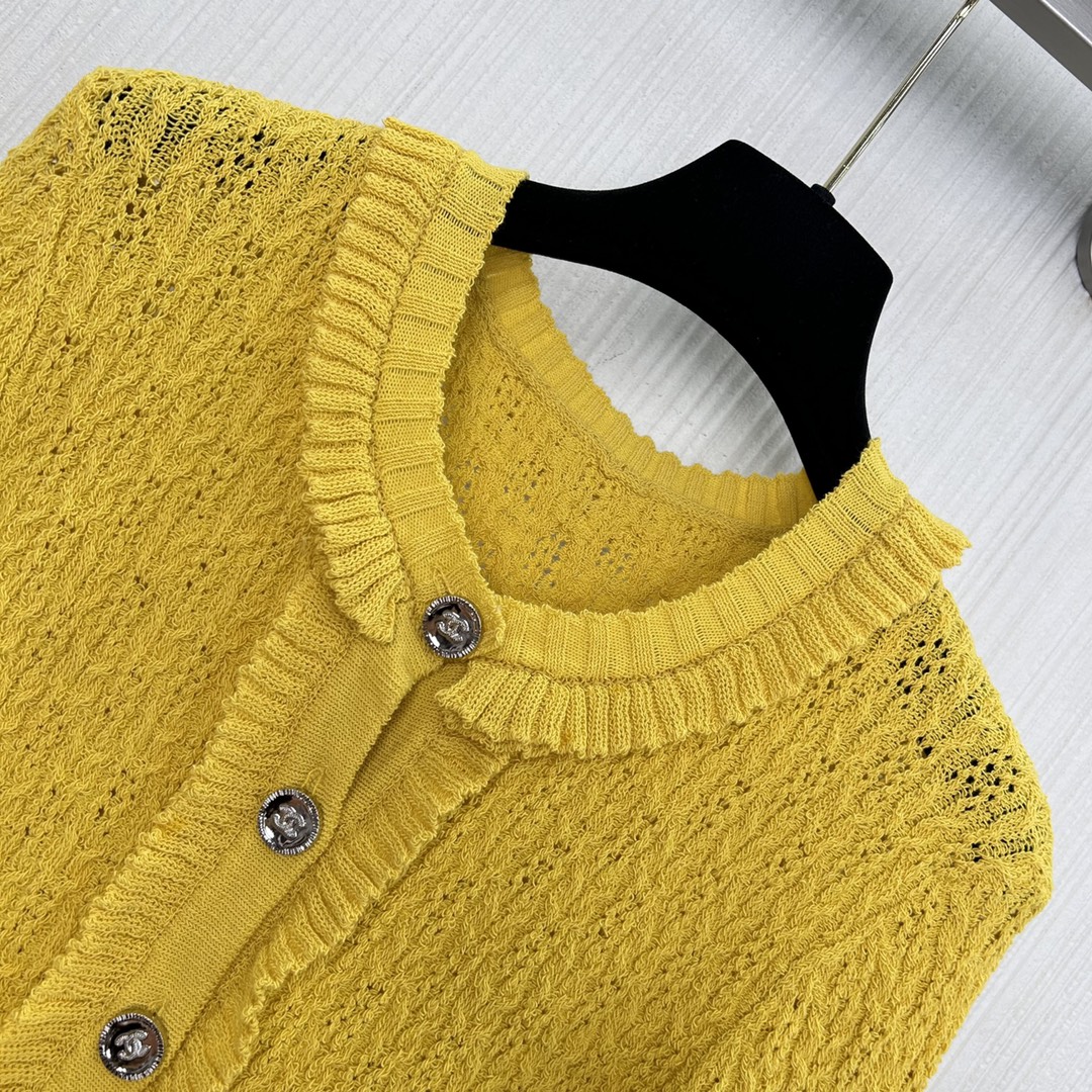 Elegant French Style Knitted Cardigan with Lace Trim - Chic & Versatile 4 i1737088815 2030 2