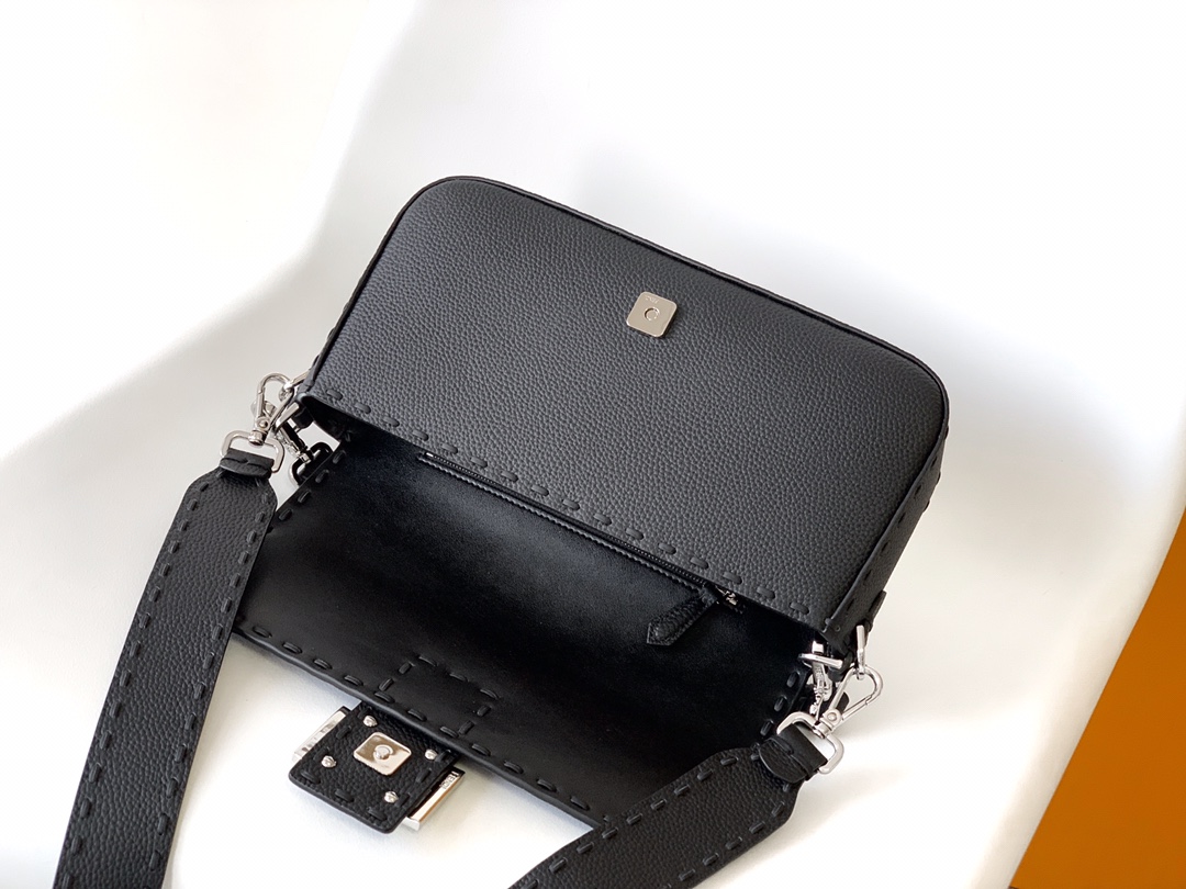 Fendi Baguette Medium Black Leather Shoulder Bag with Silver Hardware 5 i1737352009 5782 4