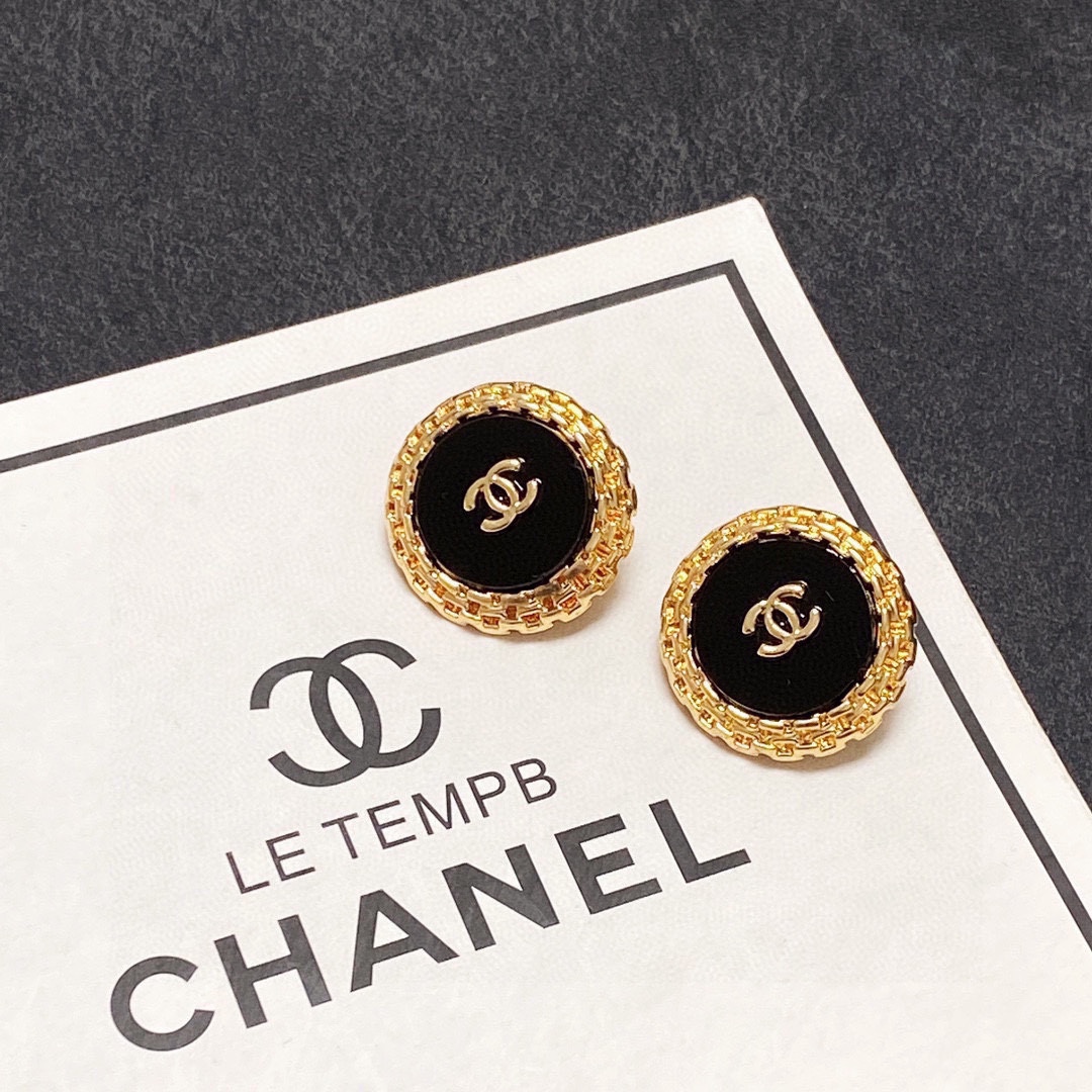 Chanel 耳夹CHANEl小香风不用打耳洞的耳环