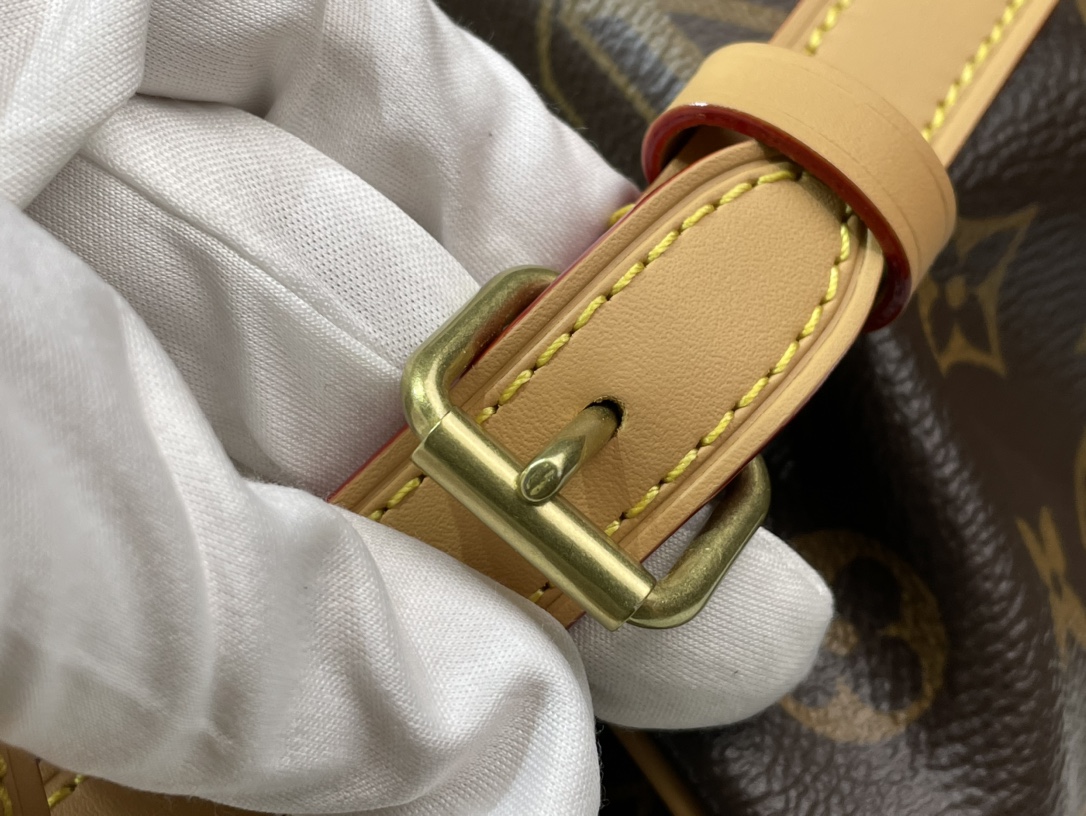 Louis Vuitton Saumur Handbaglv,包,女 4