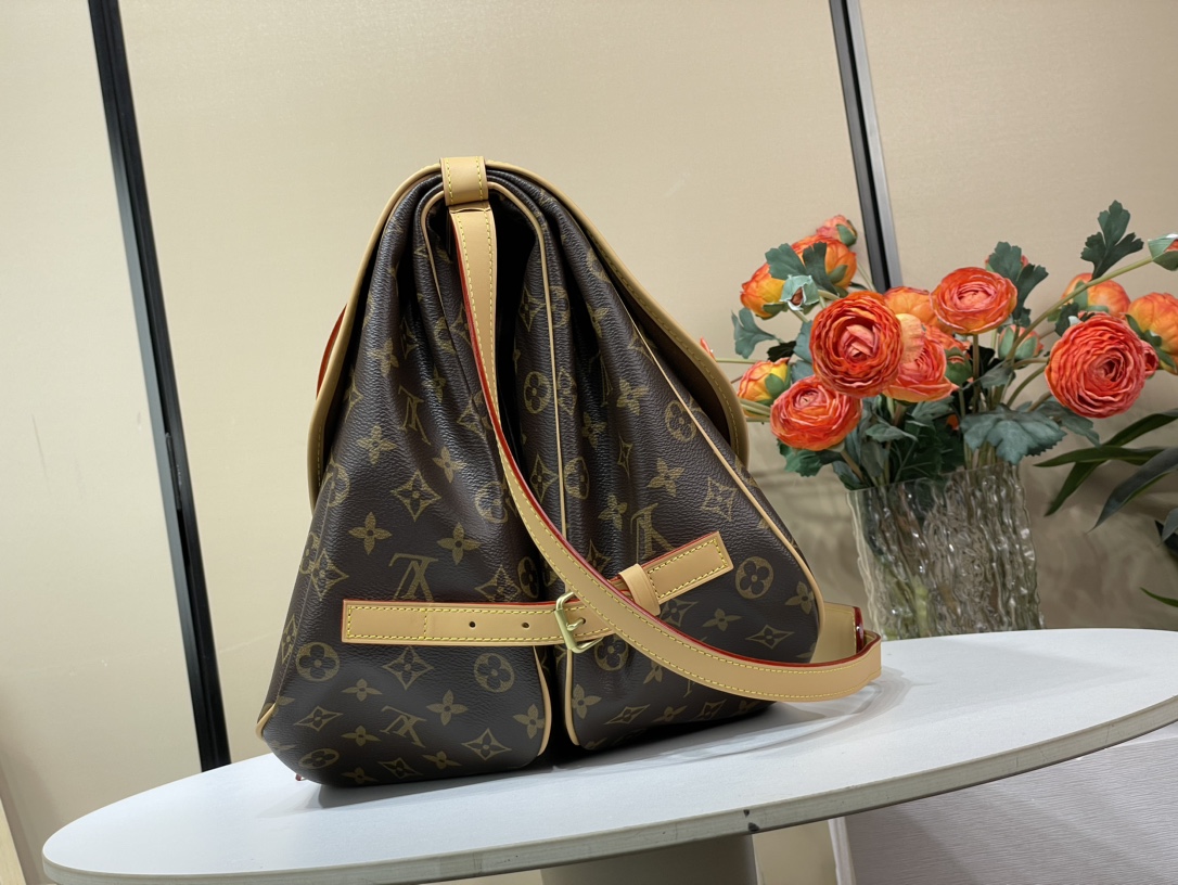 Louis Vuitton Saumur Handbaglv,包,女 2