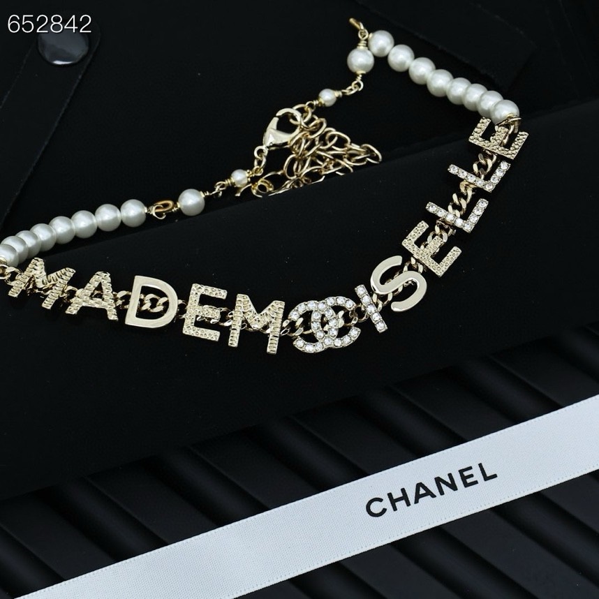 Chanel Chanel 字母珍珠项链 ‍ ‍