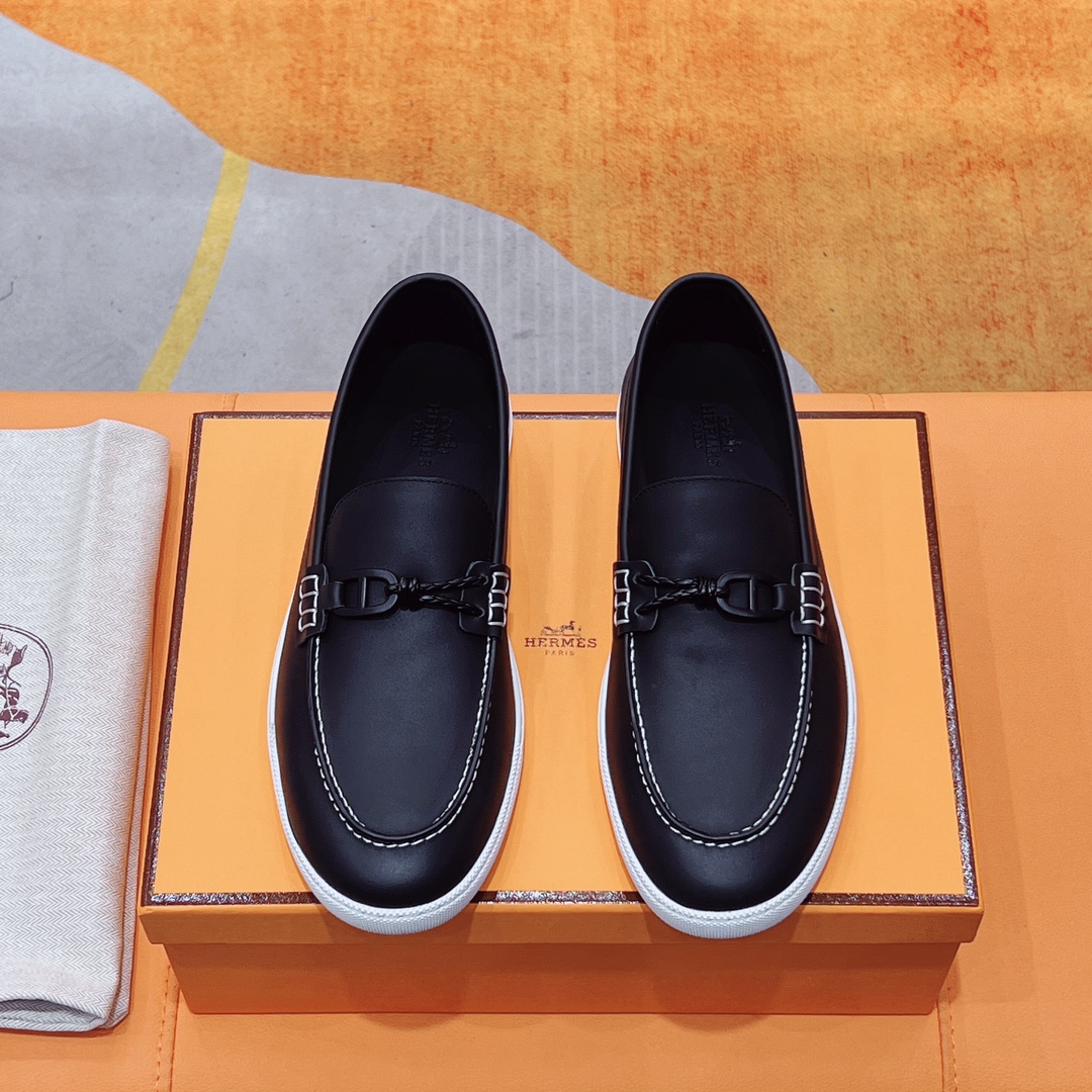 NO:238148,HERME…S Classic casual fisherman shoes series 24 new colors Classic shoe stitching with full leather uppers. It can be worn by couples. It is fashionable and easier to match than ordinary casual shoes, and it is a fashion essential!  Inner sheepskin, large genuine leather material imported from Italy!  Original packaging!  Top quality women's model 35-39 can be customized size 40.41 for men's model 39-43 can be customized size 44.45 for men's model 20, fisherman's shoes, hermes, espadrilles, sheepskin19860909HERME…S 经典休闲渔夫鞋系列 24新色 经典鞋型缝线 搭配全皮面鞋面.情侣可穿. 比普通休闲鞋时髦好搭配,时尚必备品！ 内里羊皮 ,鞋底意大利进口真皮大材料！ 原版包装！ 顶级精品女款35-39可定40.41码  男款39-43可定44.45码 男款20,渔夫鞋,hermes,espadrilles,sheepskin,Women's Shoes