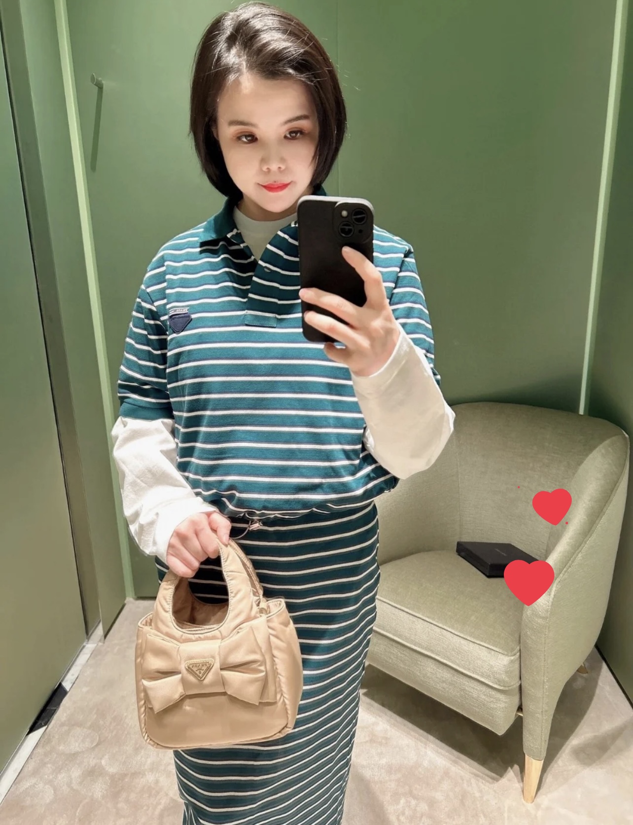 Prada Product _dqbqfpxreSRiZWh9uaFMu99es4bj2y3LAp_AZmw