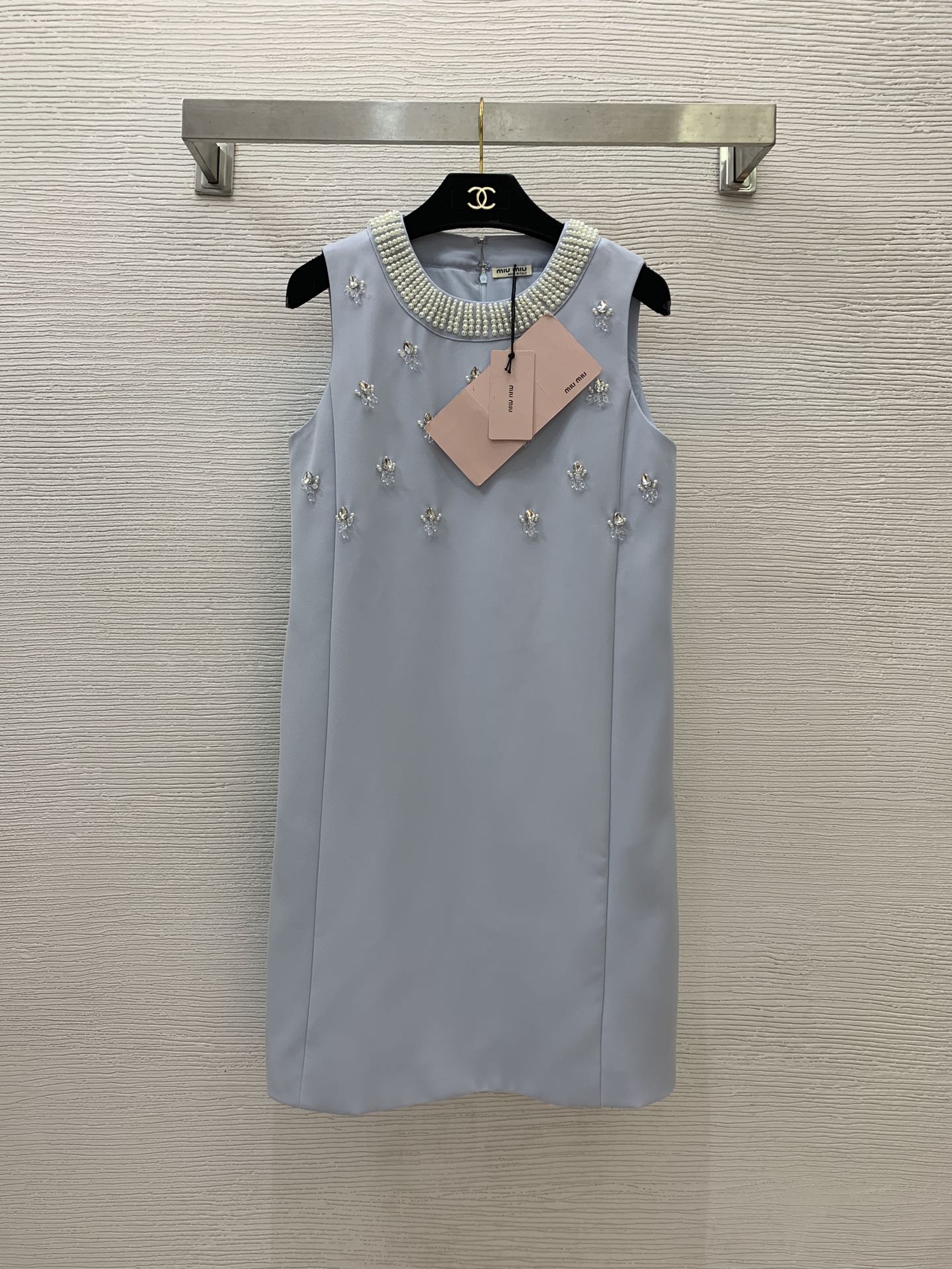 NO:315651,MiuMi* Miujia new high-end custom heavy industry nail beads and diamond-inlaid decoration, with round neck sleeveless vest dress on both sides!  Blue, black, (Size S bust 88, skirt length 90), Miumiu, skirt, alexander wang19860909MiuMi*缪家新款高端定制重工钉珠镶钻装饰 两侧插口袋圆领无袖背心连衣裙！蓝色、黑色、（S码胸围88,裙长90）,,miumiu,skirts,alexander wang,Women's clothing