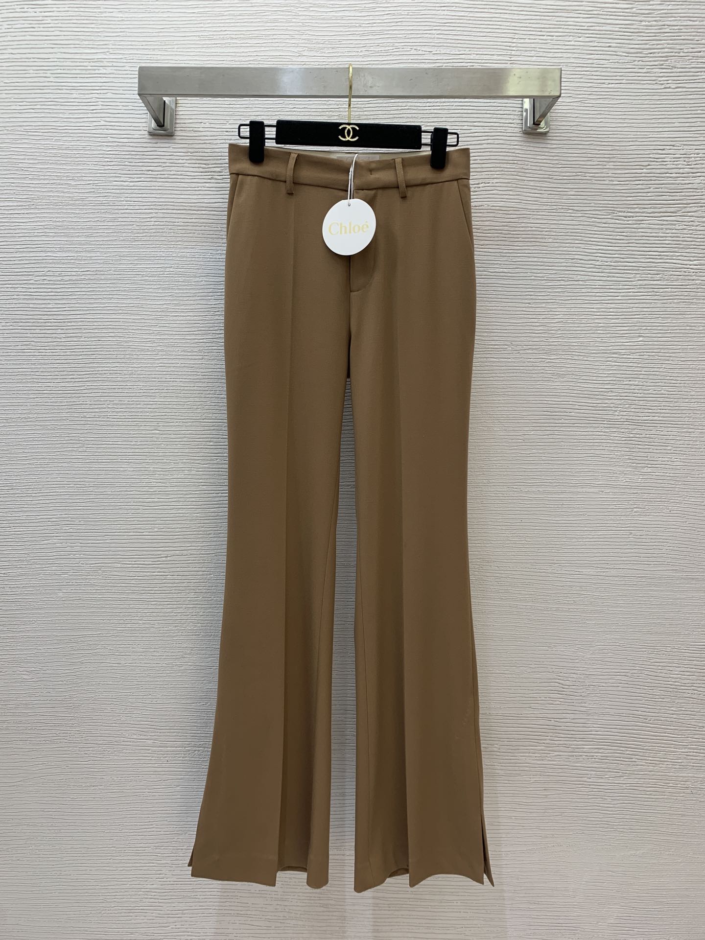 NO:307630,Jacket pants number G25021749 Chloe new high-end quality!  Collar logo chain decorative double-breasted flip pocket fashionable and versatile blazer mid-high waist straight-leg casual trousers trousers!  Coffee, black, (S-size bust 96, sleeve length 60, clothing length 6, chloe, loewe, jackets & coats, business suit, alexander wang19860909外套裤子号G25021749 Chloe新款高端精品质量！领边logo链条装饰双排扣翻盖口袋时尚百搭西装外套中高腰直筒休闲西裤长裤！咖色、黑色、（S码胸围96,袖长60,衣长6,,chloe,loewe,jackets & coats,business suit,alexander wang,Women's clothing