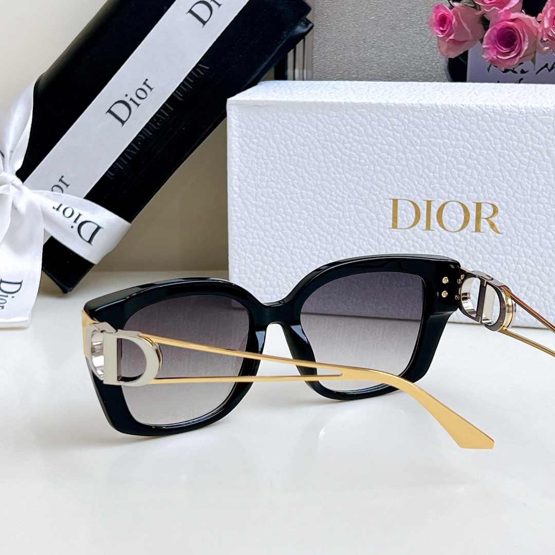  DIOR 原版细节
MODEL：30Montaigne S13F 
SIZE：55口20-135