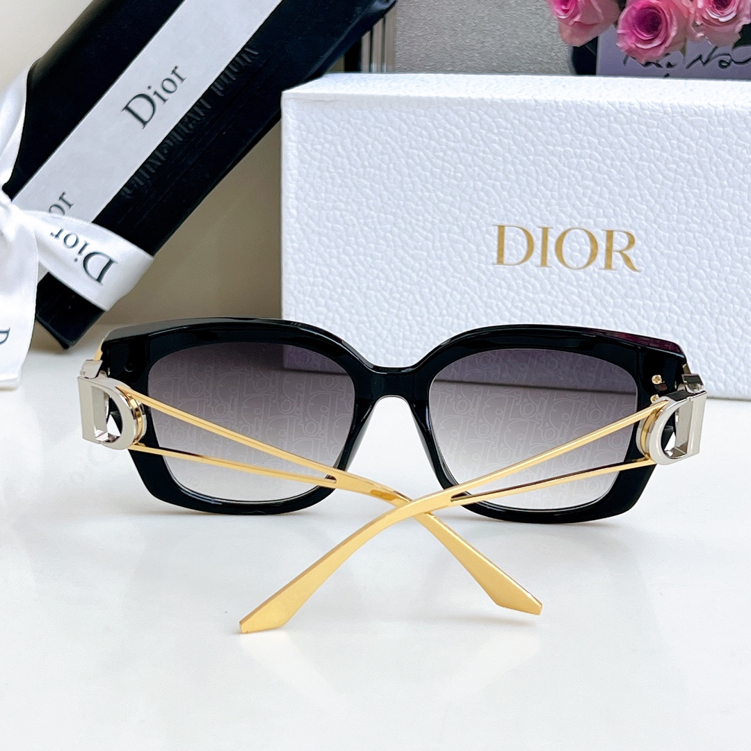  DIOR 原版细节
MODEL：30Montaigne S13F 
SIZE：55口20-135