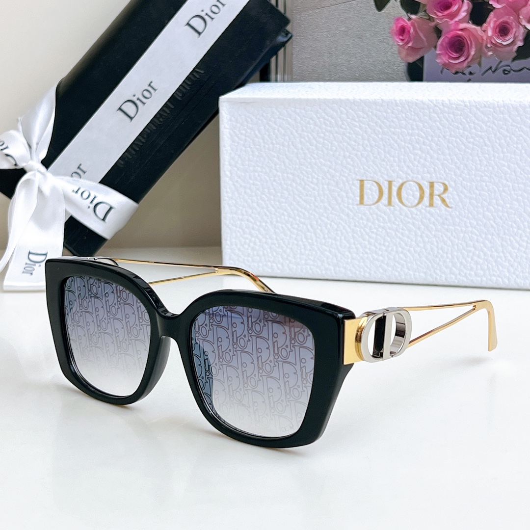  DIOR 原版细节
MODEL：30Montaigne S13F 
SIZE：55口20-135
