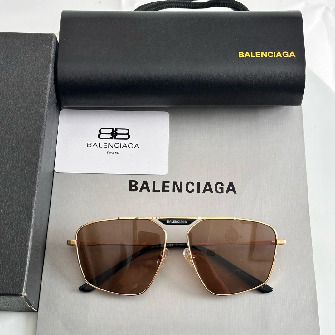 ‼️ 齐色到货 BALENCIAG* BB0246S
SIZE：61口15-145
🔝🔝