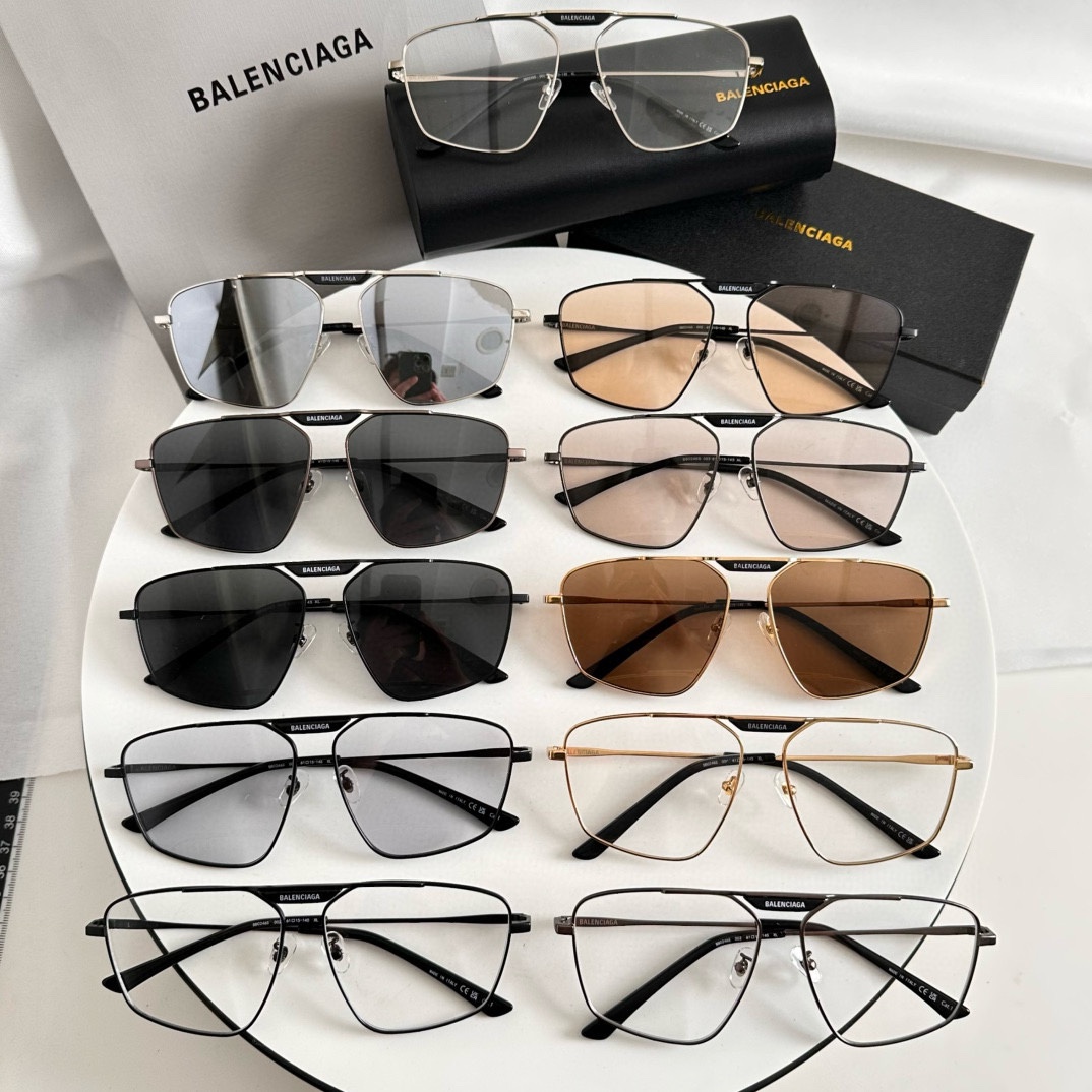 ‼️ 齐色到货 BALENCIAG* BB0246S
SIZE：61口15-145
🔝🔝