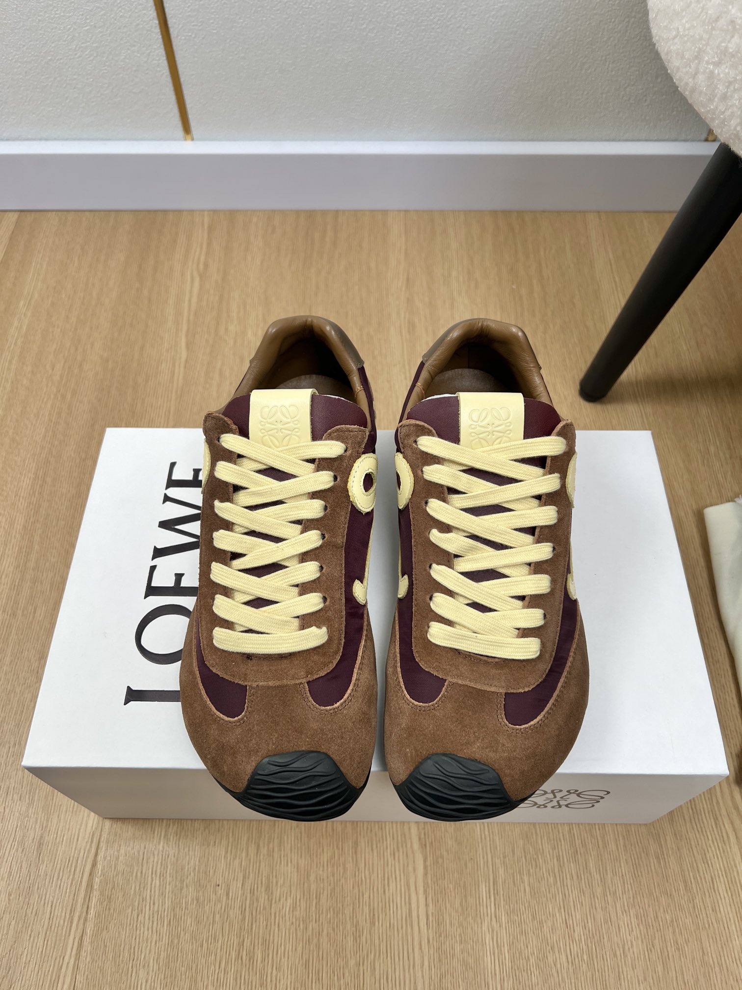 NO:163944,LOEVE - Luo Yiwei | 2025 Spring and Summer New Products 2025 The latest hit show style ballet casual training shoes series of this Luo Yiwei Ballet Runner 2.0 series nylon suede lace-up Forrest Gump shoes sneakers use a soft upper with the 