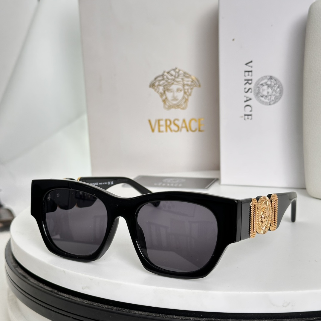  新款 VERSAC*范思哲MODEL：VE4479 D太阳眼镜SIZE：53-20-140