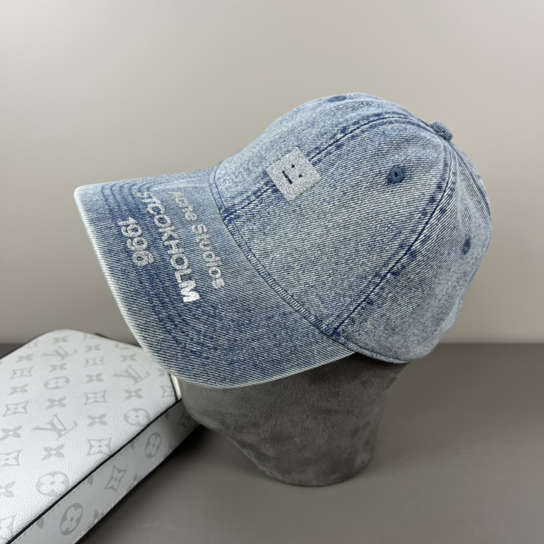 Acne Studios Smile Baseball Caps: 95% Cotton, Custom-made Material, Simple Design - 图片 3
