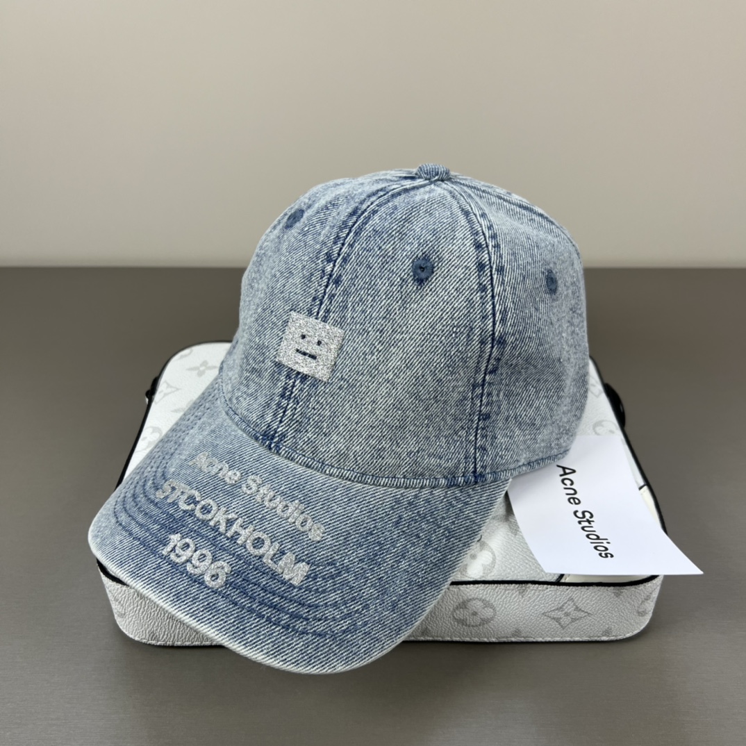 Acne Studios Smile Baseball Caps: 95% Cotton, Custom-made Material, Simple Design - 图片 4
