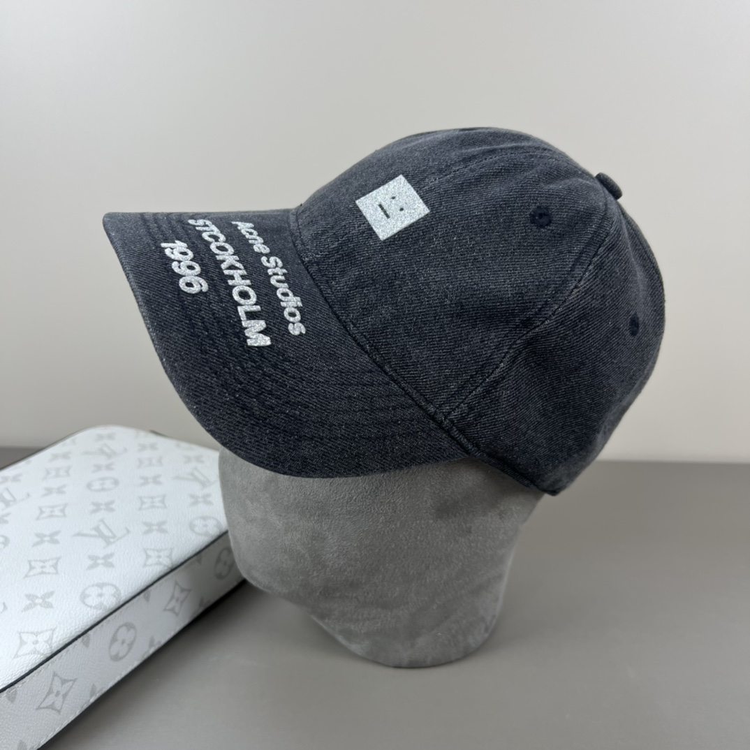 Acne Studios Baseball Caps: 95% Cotton, Smiley Logo, Unisex Design - 图片 2