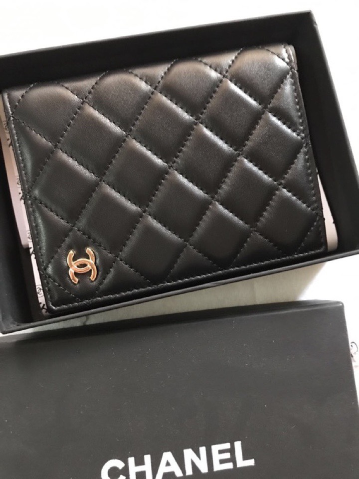 Chanel香奈儿羊皮護照包 - 高品質な専売品