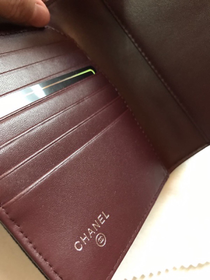 Chanel香奈儿 魚子酱牛皮護照包 高級仕立て