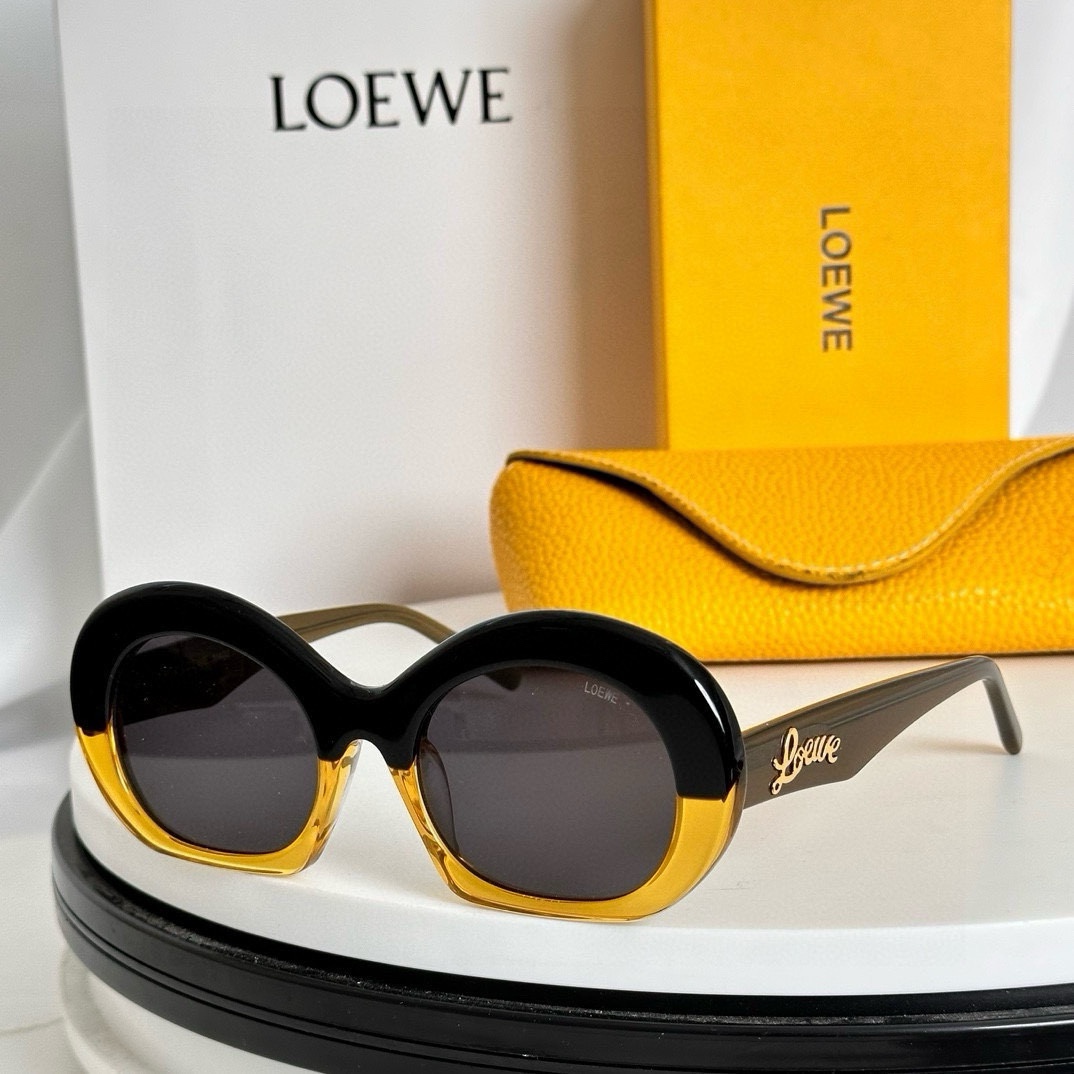 ‼️LOE*E 罗意威 Model：LW40077I
Size：52口21-143