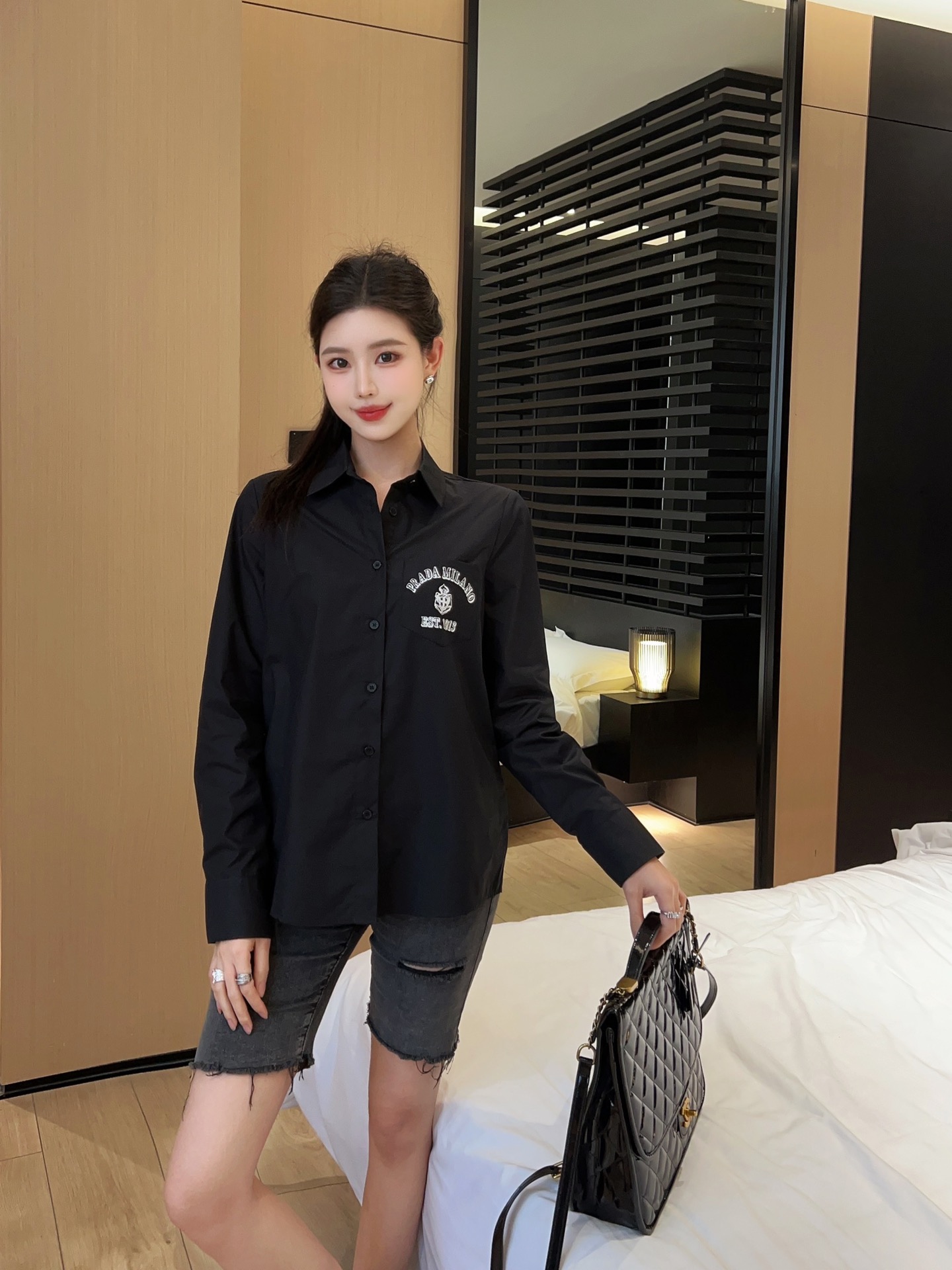 NO:899717,,,19860909,,,Women's clothing