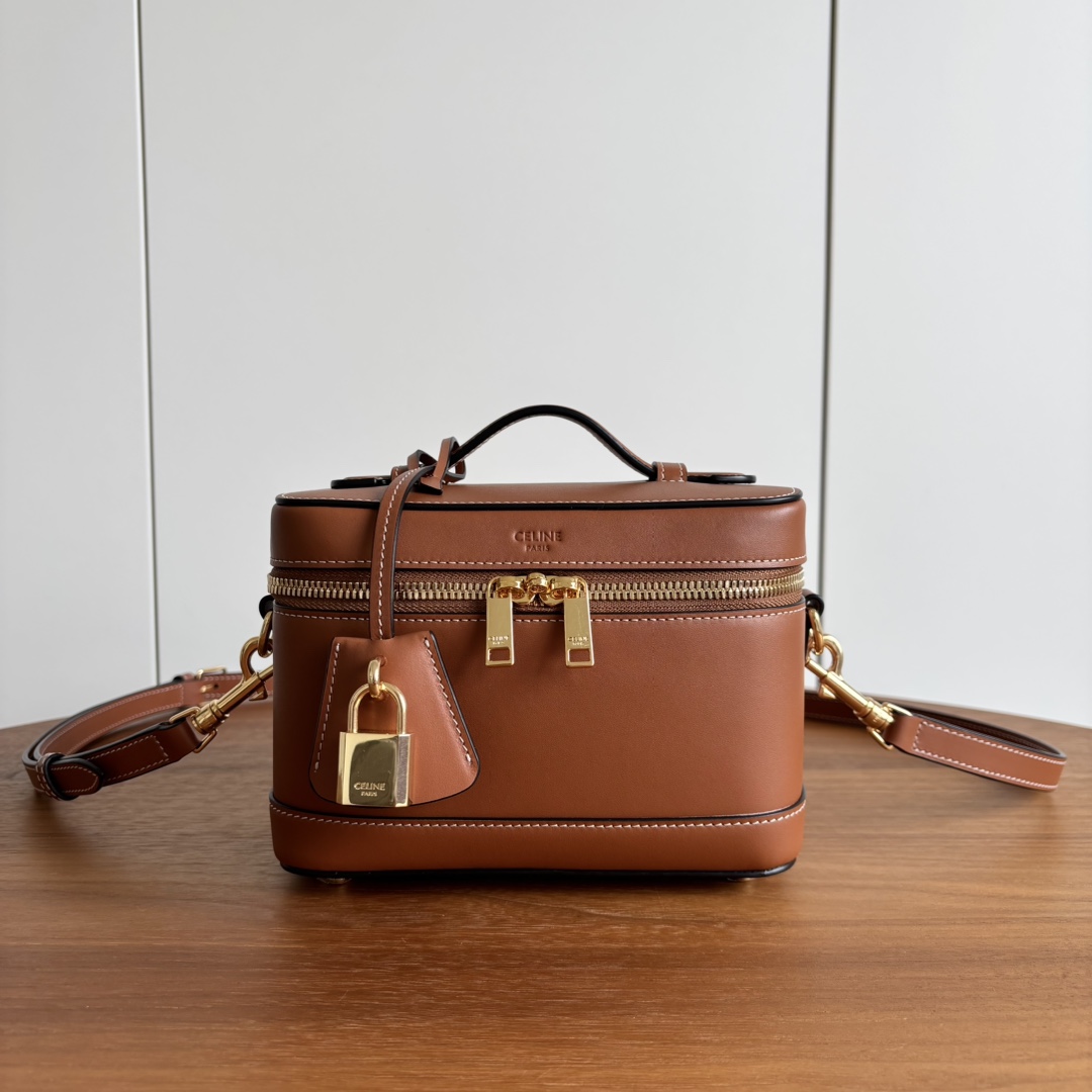 Celine New product online CE VANITY cosmetic bag