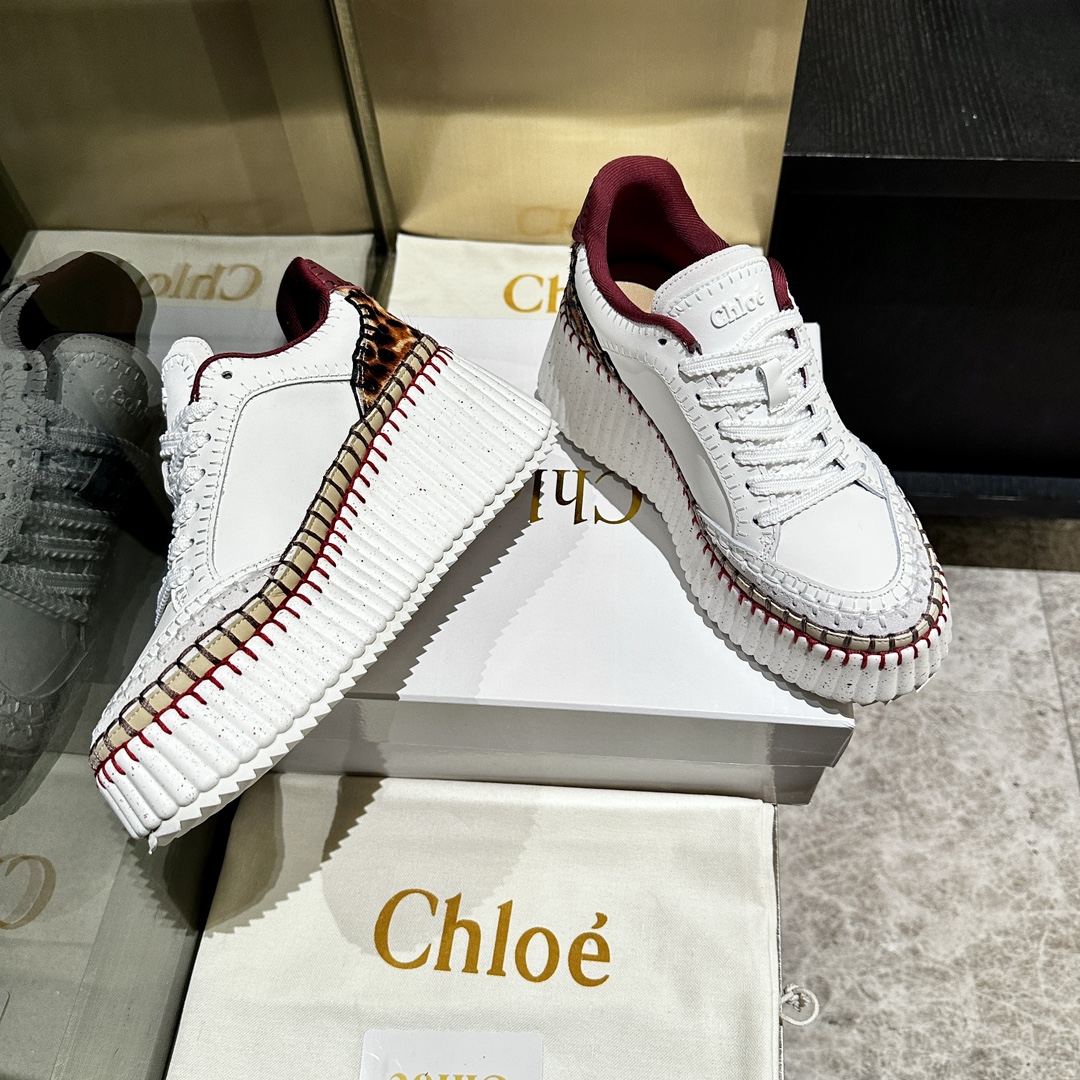 Chloé Handmade Stitching Leather Sneakers - Comfortable & Stylish 5 i1739021218 9393 2