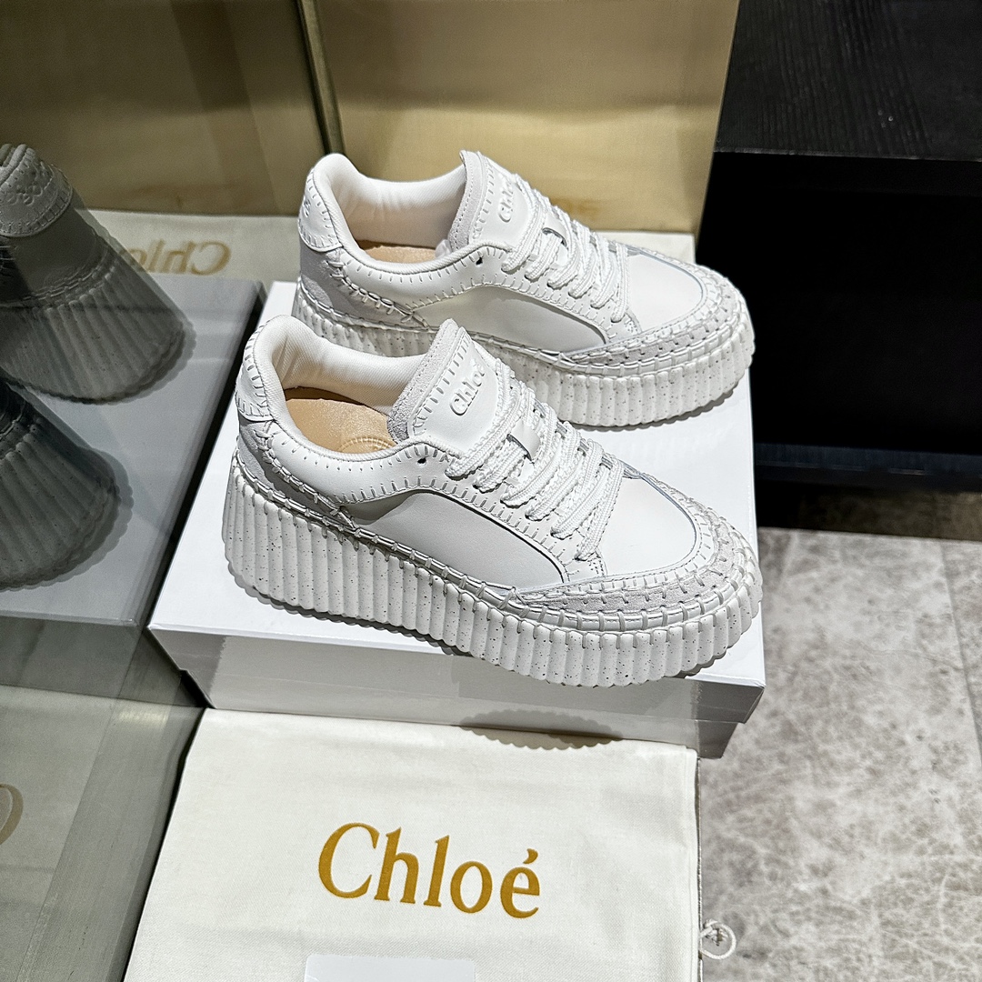Chloé Handmade Stitching Sneakers - High Density Foam Sole, Durable & Stylish 6 i1739021256 440 4