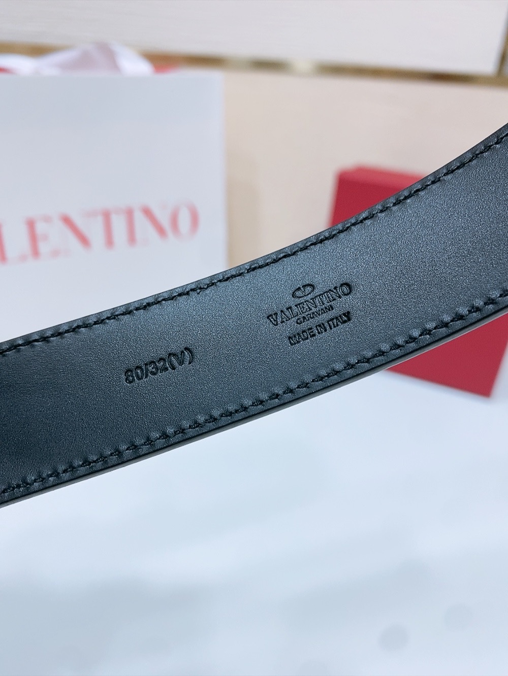 [Valentino Belts] Valentino VLOGOSIGNATURE glossy calfskin beltSwaroot Dr