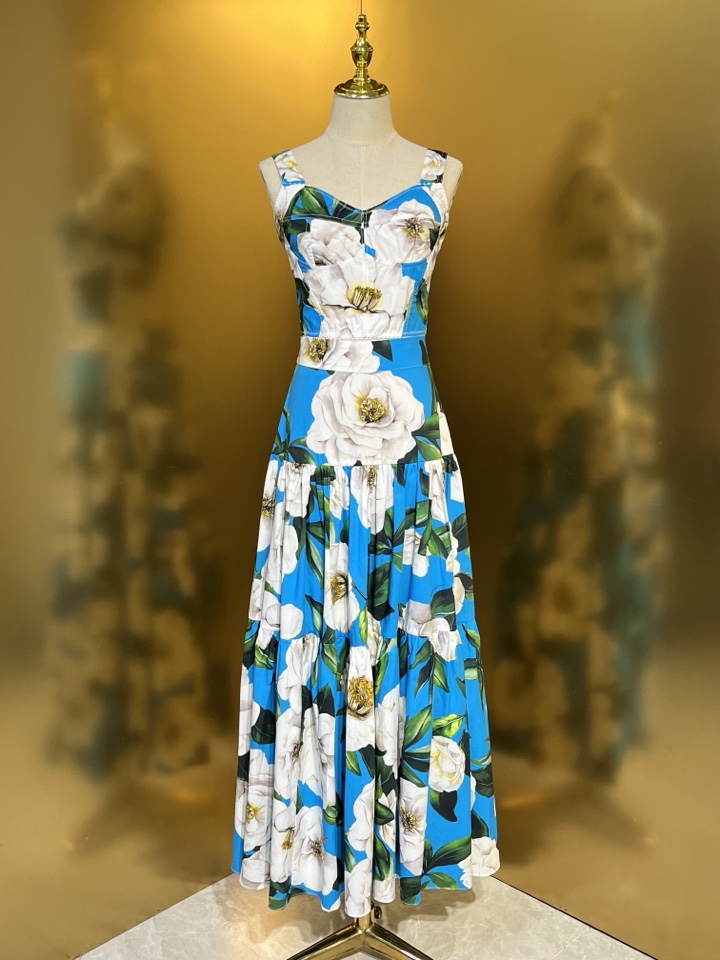 NO:899190,DG blue bottom gardenia cotton corset top 210 cotton printed long skirt smlxlxxl, Dolce & Gabbana-clothing, Dolce&Gabbana, skirts,19860909DG蓝底栀子花棉布紧身胸杯小上衣210 棉布印花长半裙 smlxlxxl,杜嘉班纳-服装,Dolce&Gabbana,skirts,,Women's clothing