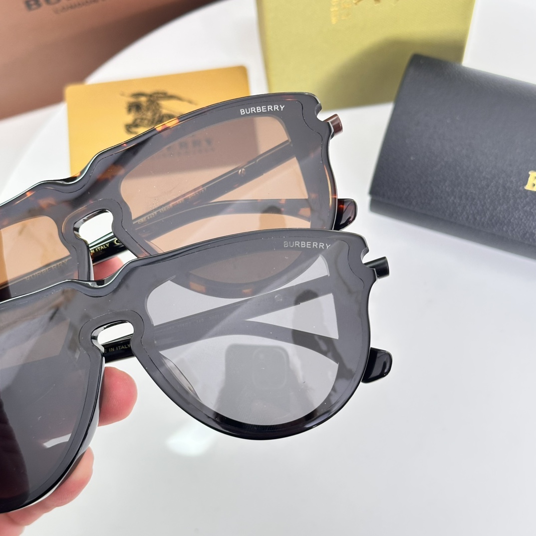 ‼️ 细节图 BURBERR*🌟🌟🌟MODEL：OBE4427🌟🌟🌟SIZE：136口0-140🌟🌟🌟
