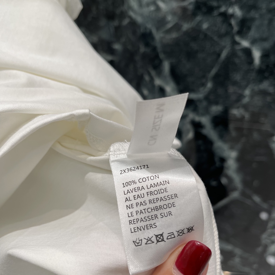2025 Spring Collection: Elegant Women’s Clothing with Airy Contours and Soft Fabrics - 图片 7