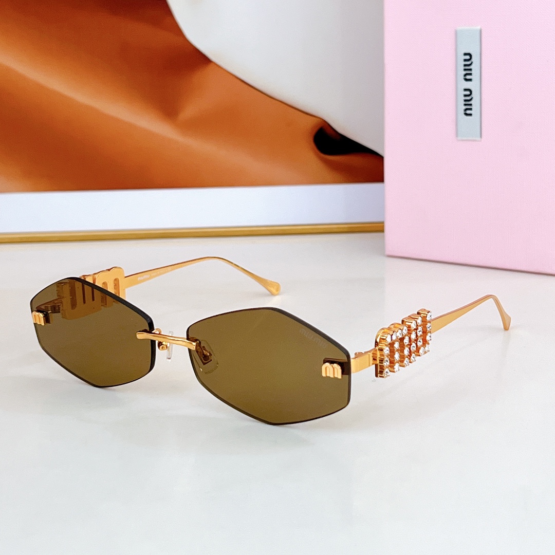  MIU MIU
MODELSMU 5692TS
SIZE：50口18-140
🔝🔝