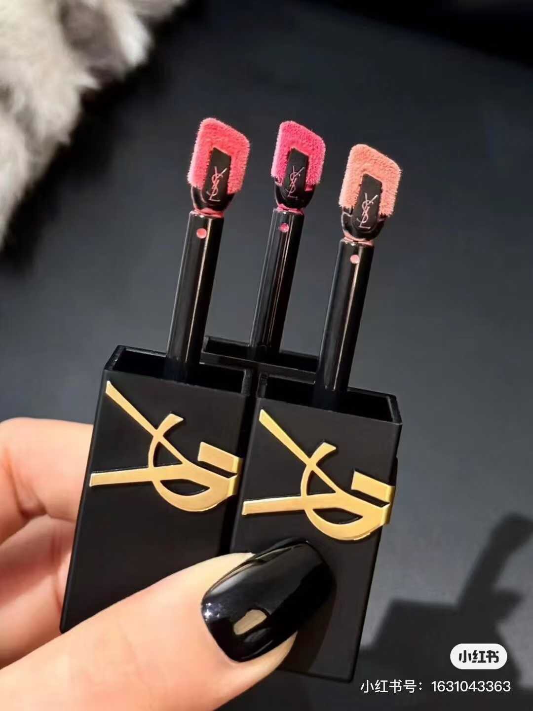 26! (Nota del pedido: YSL labial líquido mate en forma de corazón + número de color) YSL labial líquido mate exfoliante…