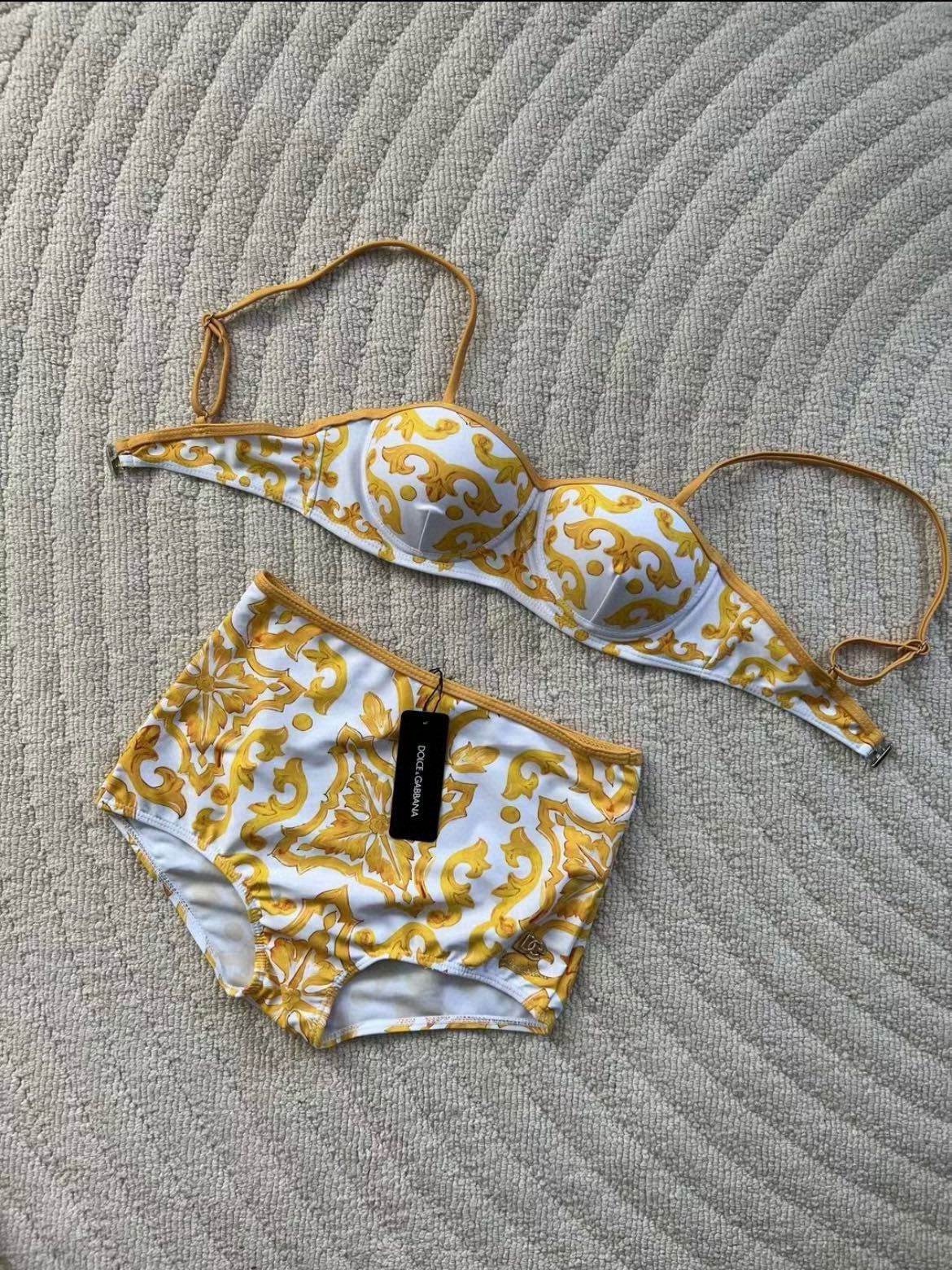 NO:302438,D&G series swimsuits, swimsuits, swimsuits, bikini, Dolce & Gabbana, swimsuits, bikinis19860909D&G系列泳衣泳裤比基尼,泳衣，泳裤，比基尼,Dolce&Gabbana,swimsuits,bikinis,accessory