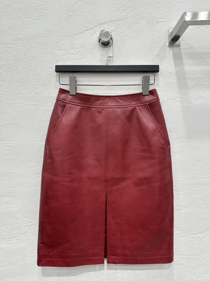 High-End Monolithic Guc*i25 Female Suit: One-Size-Fits-All, Premium Quality, Exclusive Design - 图片 1
