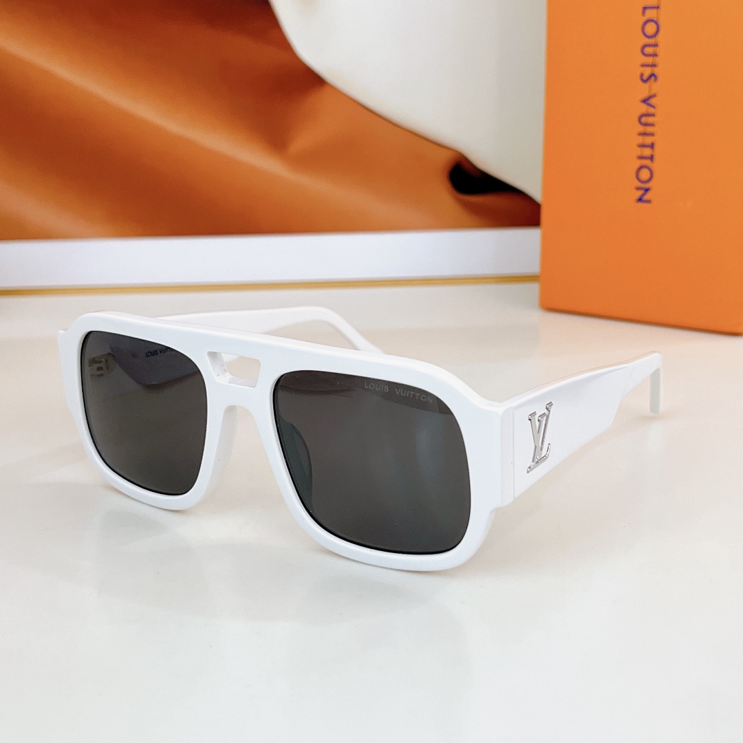  LOUIS VUITTO*
MOD Z2613E
SIZE：54-22-140
🔝🔝