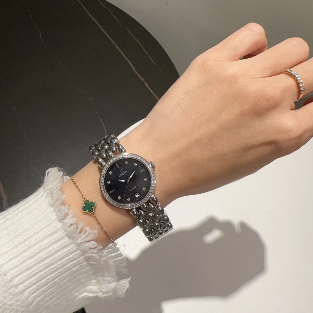 NO:391386,(Nuo) OMEGA OMEGA OMEGA Omega sapphire glass, beautiful diamond inlay, size 33mm, thickness 10mm, very good quality, beautiful and exclusive first sale, super versatile and invincible, 316 solid steel, original button, beautiful, omega19860909(牛货)OMEGA OMEGA 欧米茄蓝宝石玻璃,美美镶钻,尺寸33mm ,厚度10mm,质量非常好大写的漂亮独家爆卖首发,超级百搭无敌好看,316实心精钢,原装扣子,美翻了,,omega,Watch