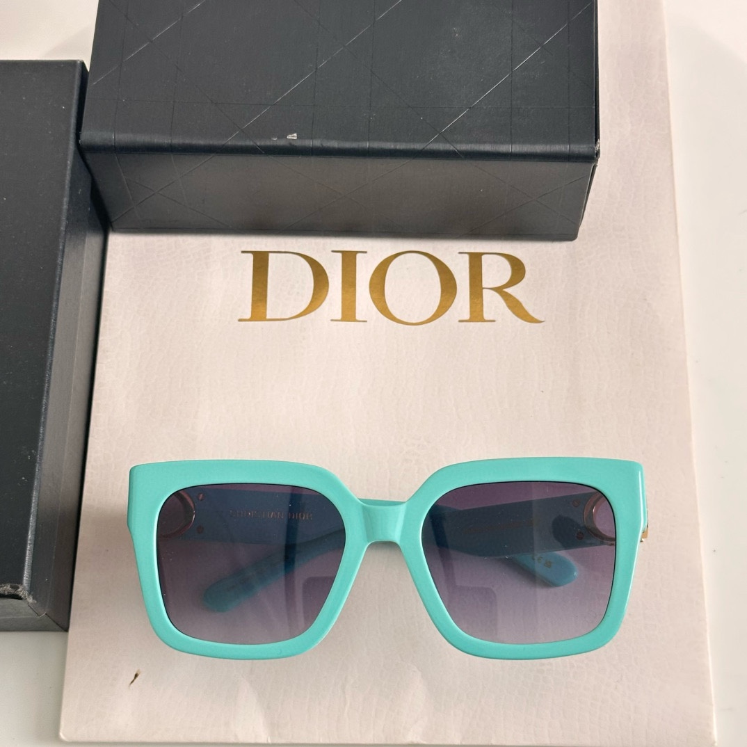 ‼️ 齐色到货 DIO*每付都有独立编码
Dio*30MONTAIGNE S8U
SIZE：54口20-