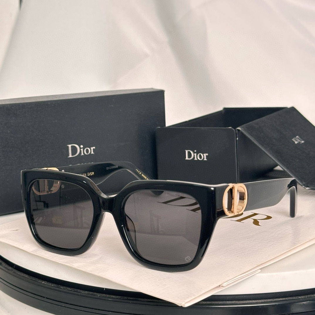 ‼️ 齐色到货 DIO*每付都有独立编码
Dio*30MONTAIGNE S8U
SIZE：54口20-