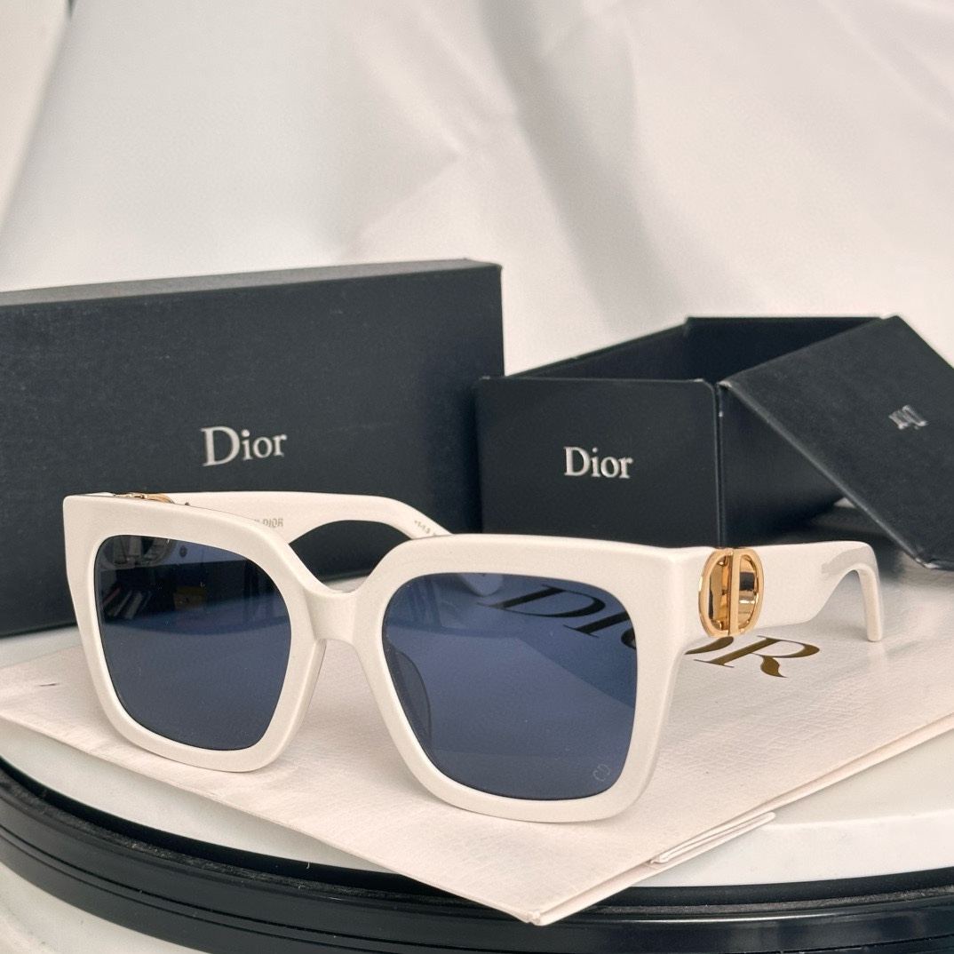 ‼️ 齐色到货 DIO*每付都有独立编码
Dio*30MONTAIGNE S8U
SIZE：54口20-