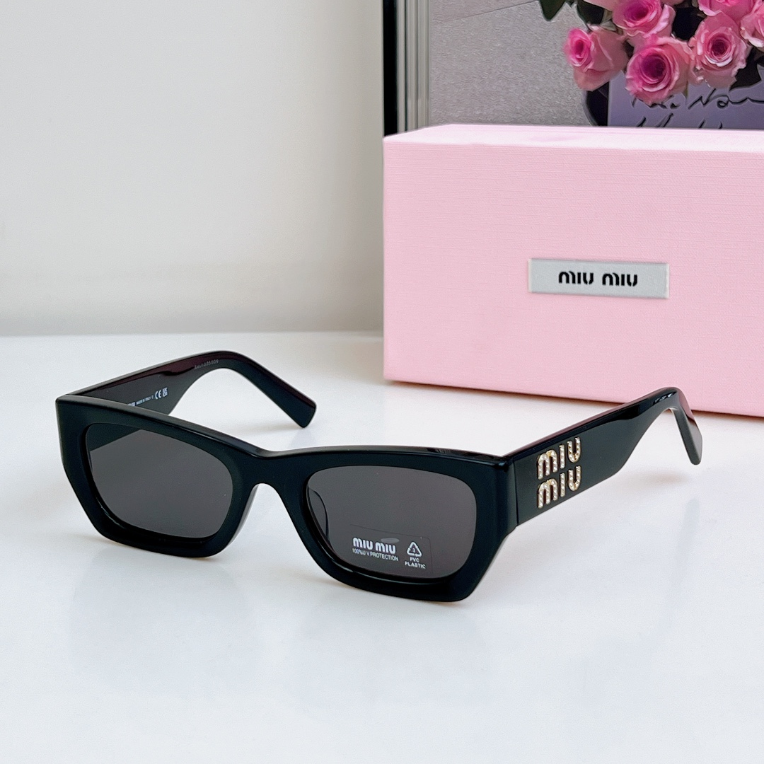  𝗠𝗜𝗨𝗠𝗜𝗨  高版跑量价
MOD：SMU09S 
Size：53-22-140
🔝🔝