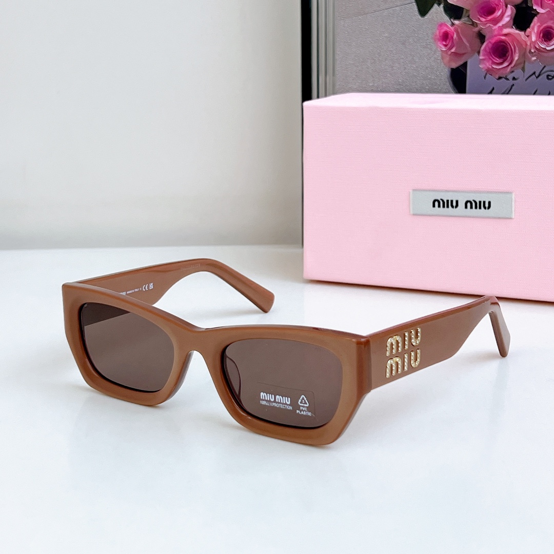  𝗠𝗜𝗨𝗠𝗜𝗨  高版跑量价
MOD：SMU09S 
Size：53-22-140
🔝🔝