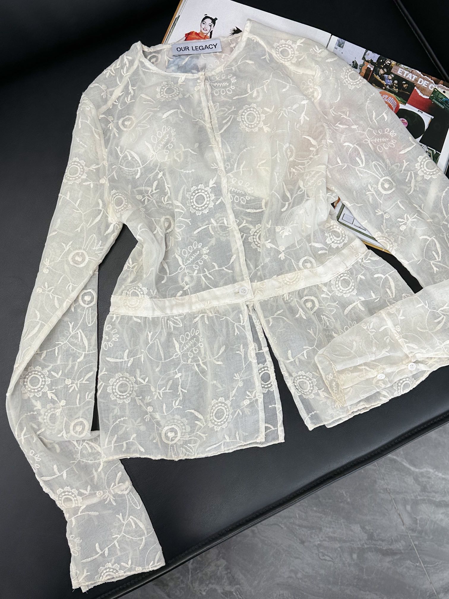NO:315292,New original version 25 Spring and Summer Our Legacy WAIST exquisite heavy industry micro-transparent embroidered long-sleeved lace tops Large products have been released SML, alexander wang19860909新款 原版开版 25春夏Our Legacy WAIST 精致重工微透刺绣长袖蕾丝上衣 大货已出SML,,alexander wang,Women's clothing
