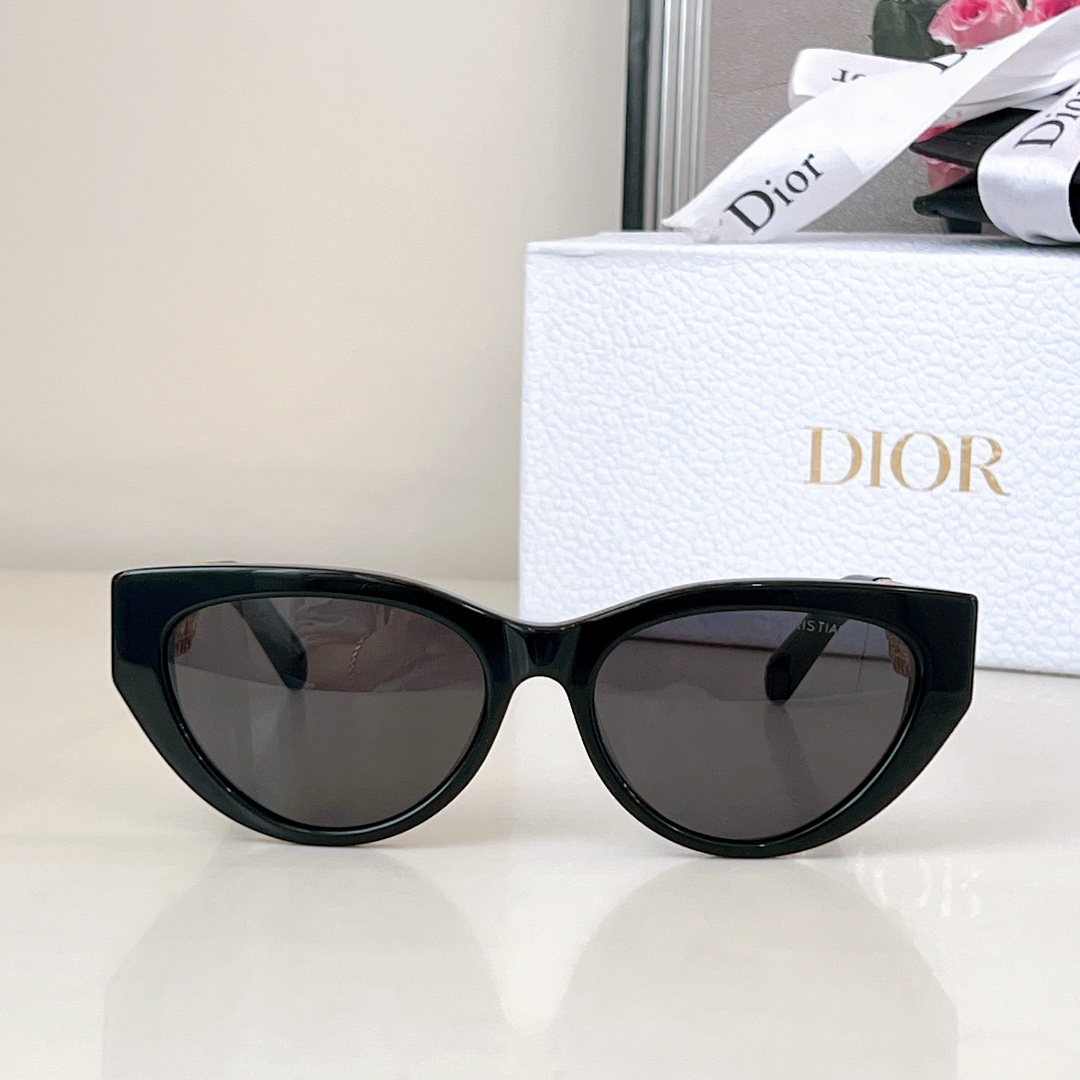 DIO* 新品
MODEL：DioRésille B1F
SIZE：55口18-145 
🔝🔝