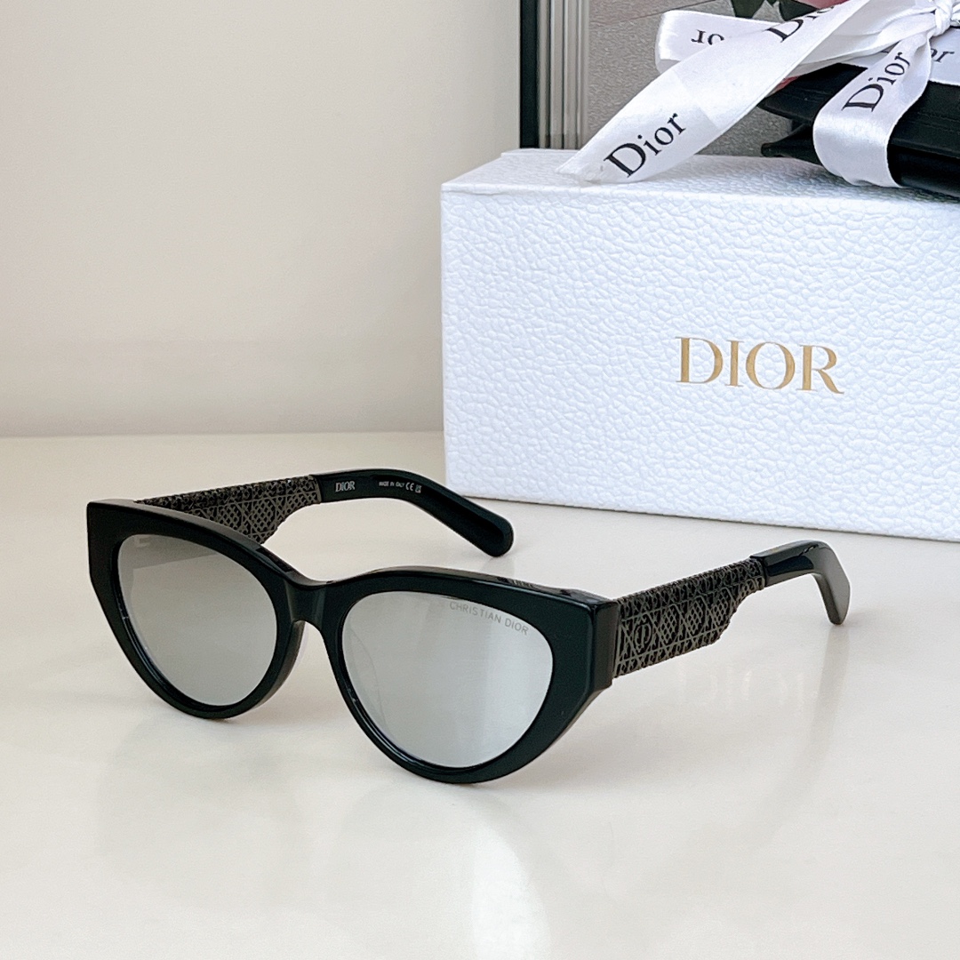  DIO* 新品
MODEL：DioRésille B1F
SIZE：55口18-145 
🔝🔝