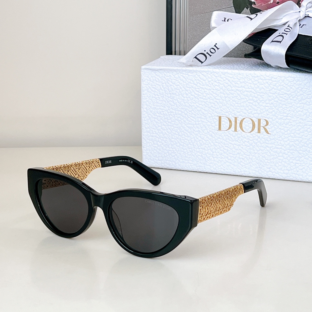  DIO* 新品
MODEL：DioRésille B1F
SIZE：55口18-145 
🔝🔝